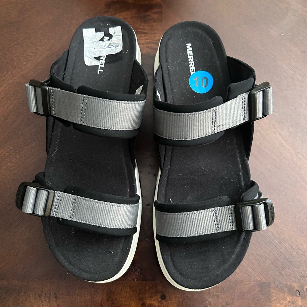 Merrell Black and Gray Sandals size 10